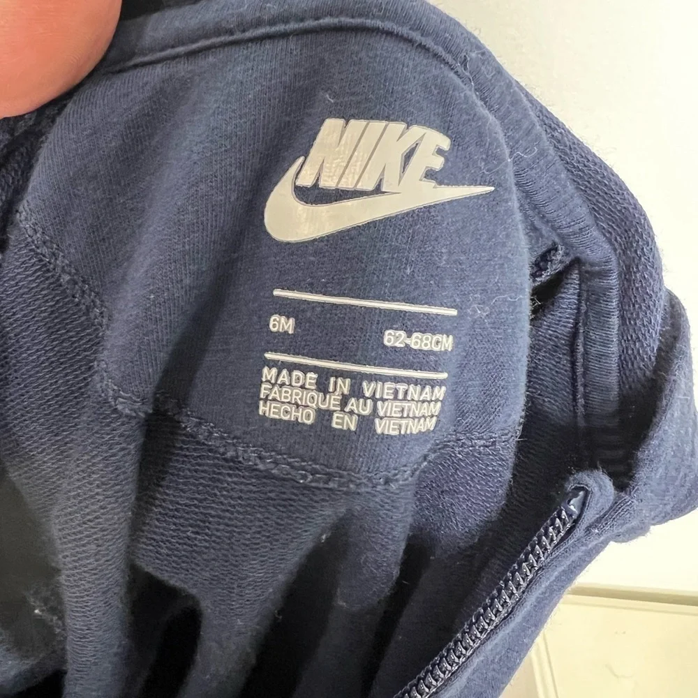 Nike Infant's Zip Front Long Sleeve Hooded Coverall Size 6 Months